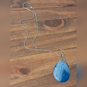 925 Sterling Silver & Blue Agate Pendant And Chain